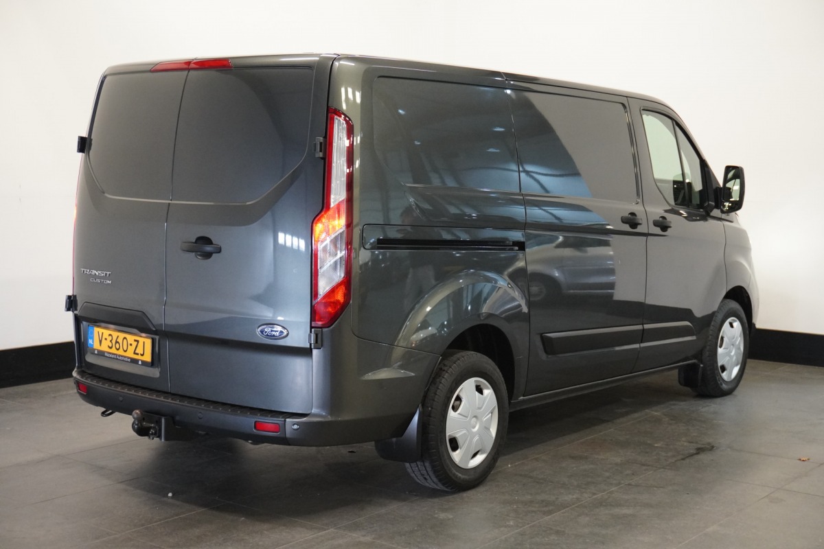 Ford Transit Custom 2.0 TDCI EURO 6 - Airco - Cruise - PDC - Stoelverw. - € 14.950,- Excl.