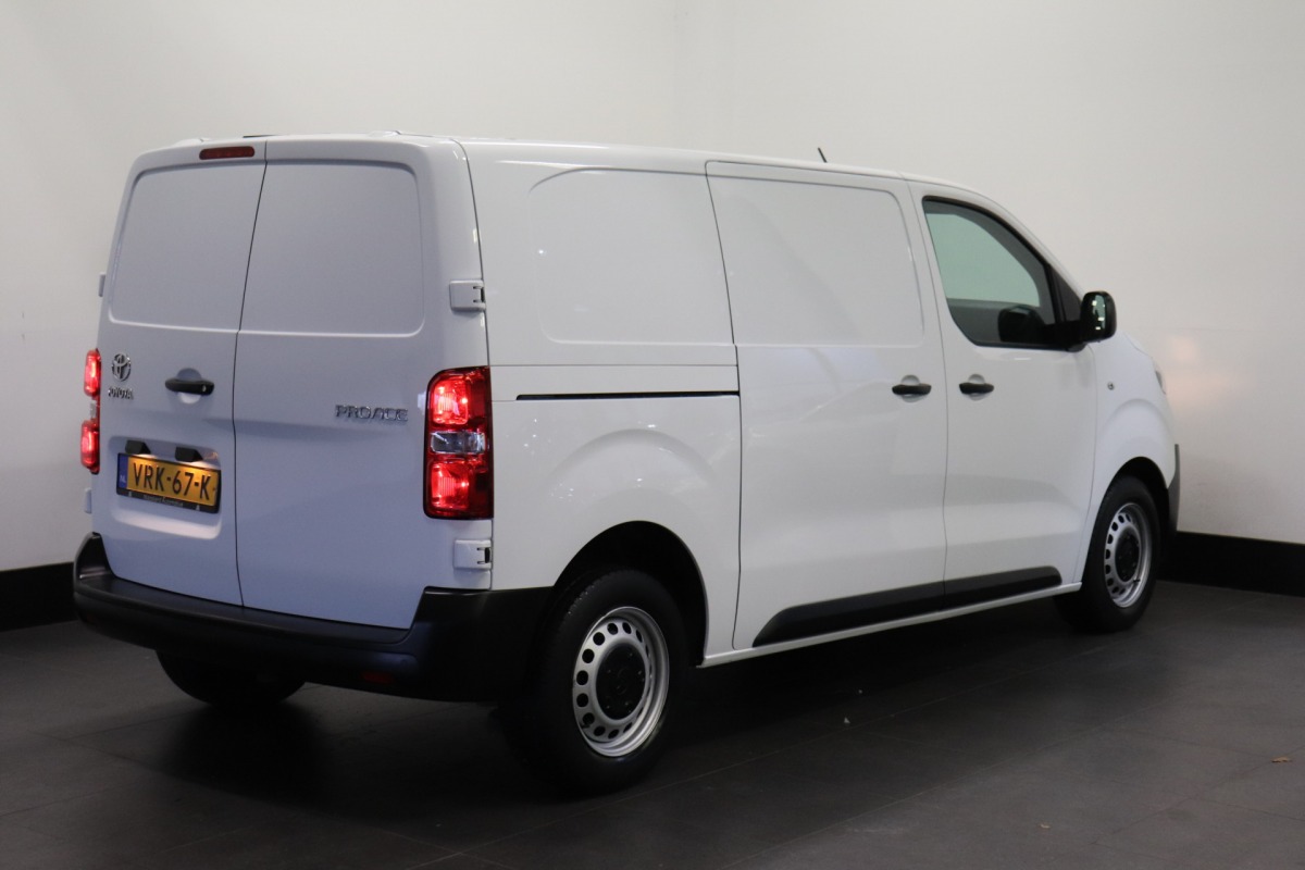 Toyota ProAce Worker 2.0 D-4D 145PK EURO 6 - Airco - Cruise - Start/Stop - €17.500,- Excl.