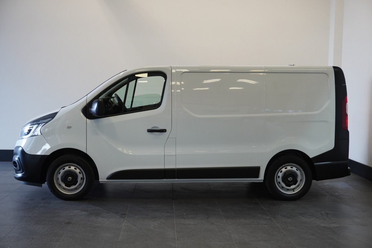 Renault Trafic 2.0 dCi 120PK EURO6 - Airco - Navi - Cruise - € 12.900,- Excl.