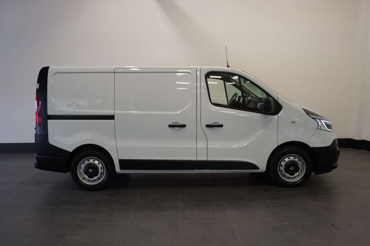 Renault Trafic 2.0 dCi 120PK EURO 6 - Airco - Cruise - Navi - €12.950,- Excl.