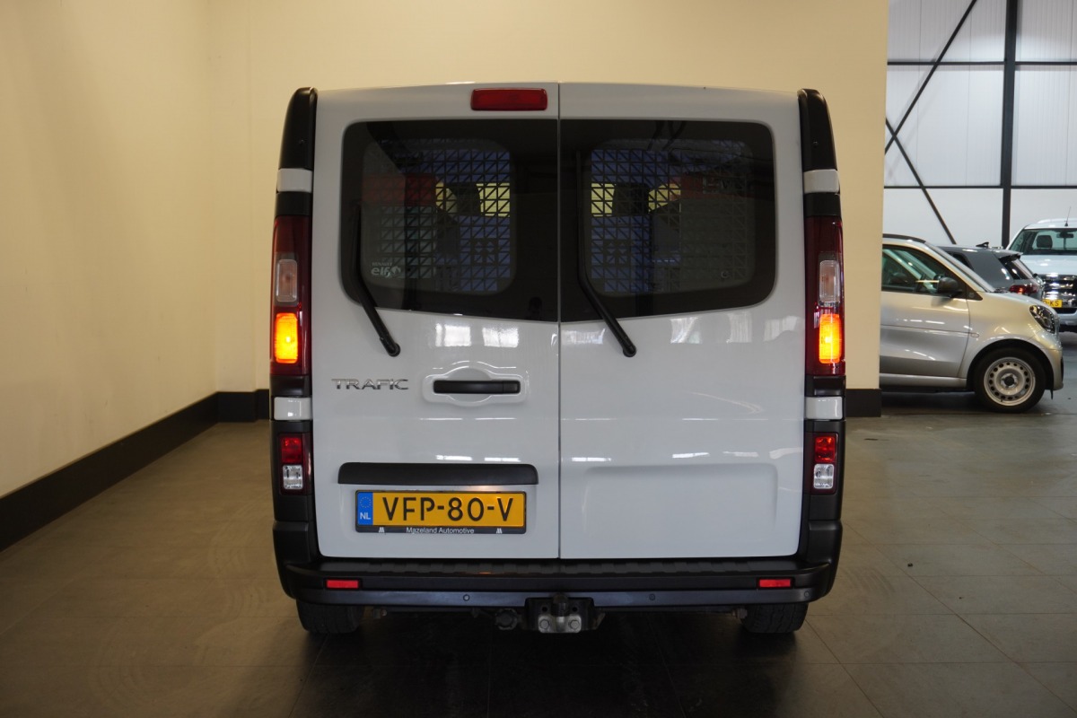 Renault Trafic 2.0 dCi 120PK EURO 6 - Airco - Cruise - Navi - €12.950,- Excl.