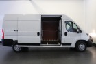Peugeot Boxer 2.2 BlueHDi L3H2 140PK EURO 6 - Airco - Cruise - PDC - € 19.950,- Excl.