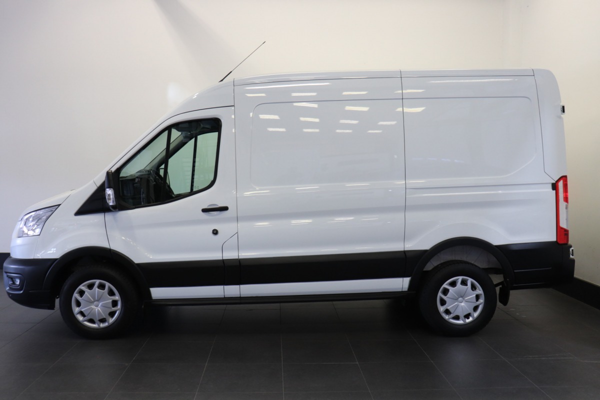 Ford Transit 2.0 TDCI 130PK Automaat L2H2 EURO 6 - Airco - Cruise - PDC - € 20.950,- Excl.