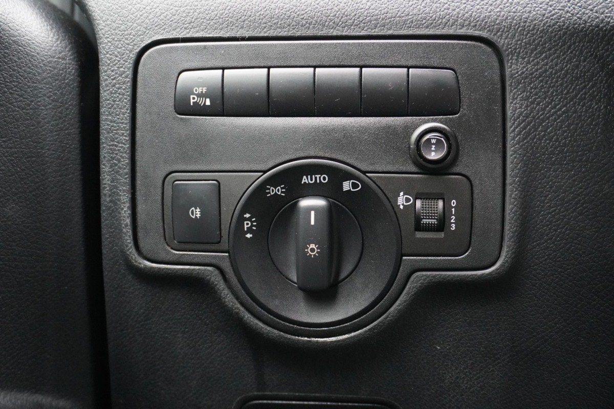 Mercedes-Benz Vito 114 CDI Lang Automaat EURO 6 - Airco - Cruise - PDC - € 15.900,- Excl.