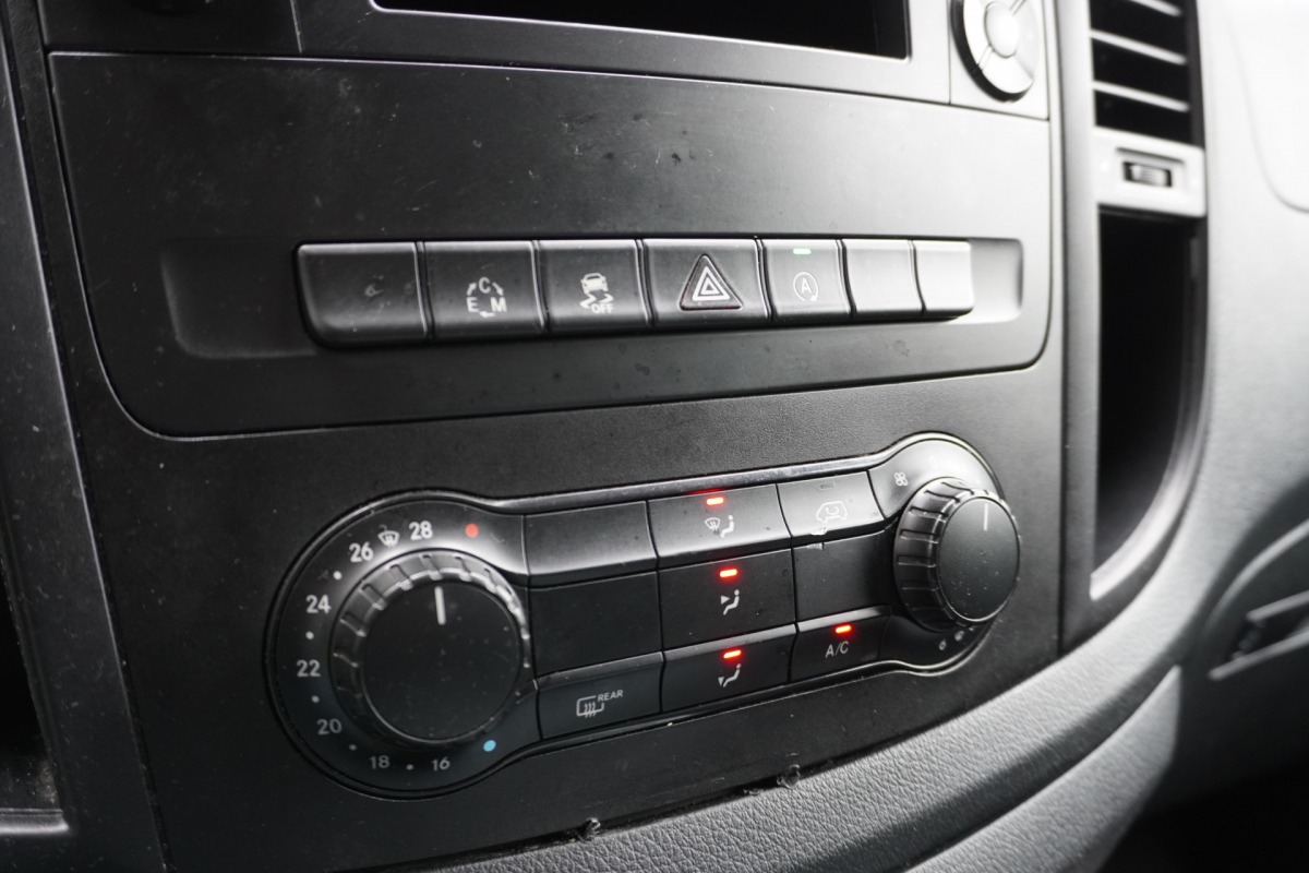 Mercedes-Benz Vito 114 CDI Lang Automaat EURO 6 - Airco - Cruise - PDC - € 15.900,- Excl.