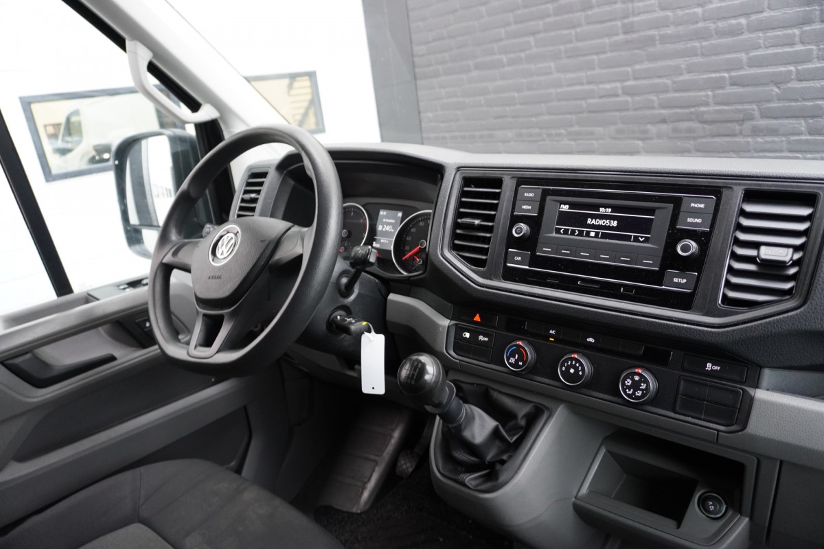 Volkswagen Crafter 2.0 TDI L3H3 EURO 6 - Airco - Cruise - € 18.900,- Excl.