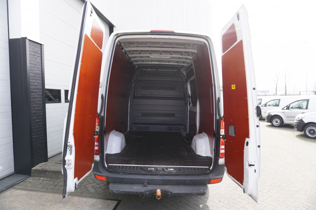 Mercedes-Benz Sprinter 314 2.2 CDI L2H2 Automaat EURO 6 - Airco - Cruise - Trekhaak - € 15.950,- Excl.