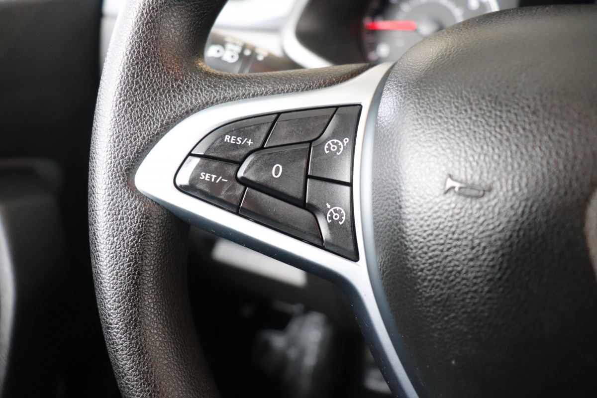 Renault Express 1.5 dCi EURO 6 - Airco - Navi - Cruise - € 12.499, - Excl.