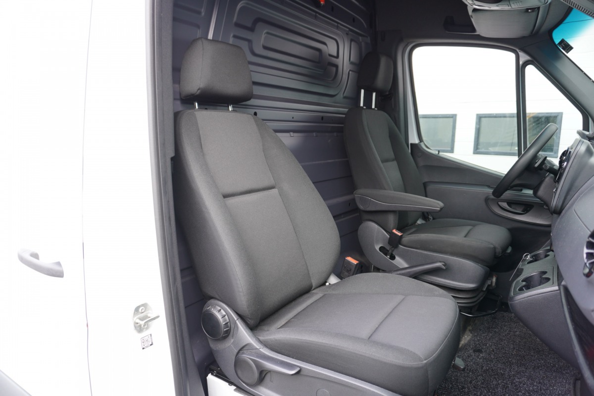 Mercedes-Benz Sprinter 315 1.9 CDI L3H2 3500 KG Automaat EURO 6 - A/C Climate - Navi - Cruise - € 21.950,- Excl.