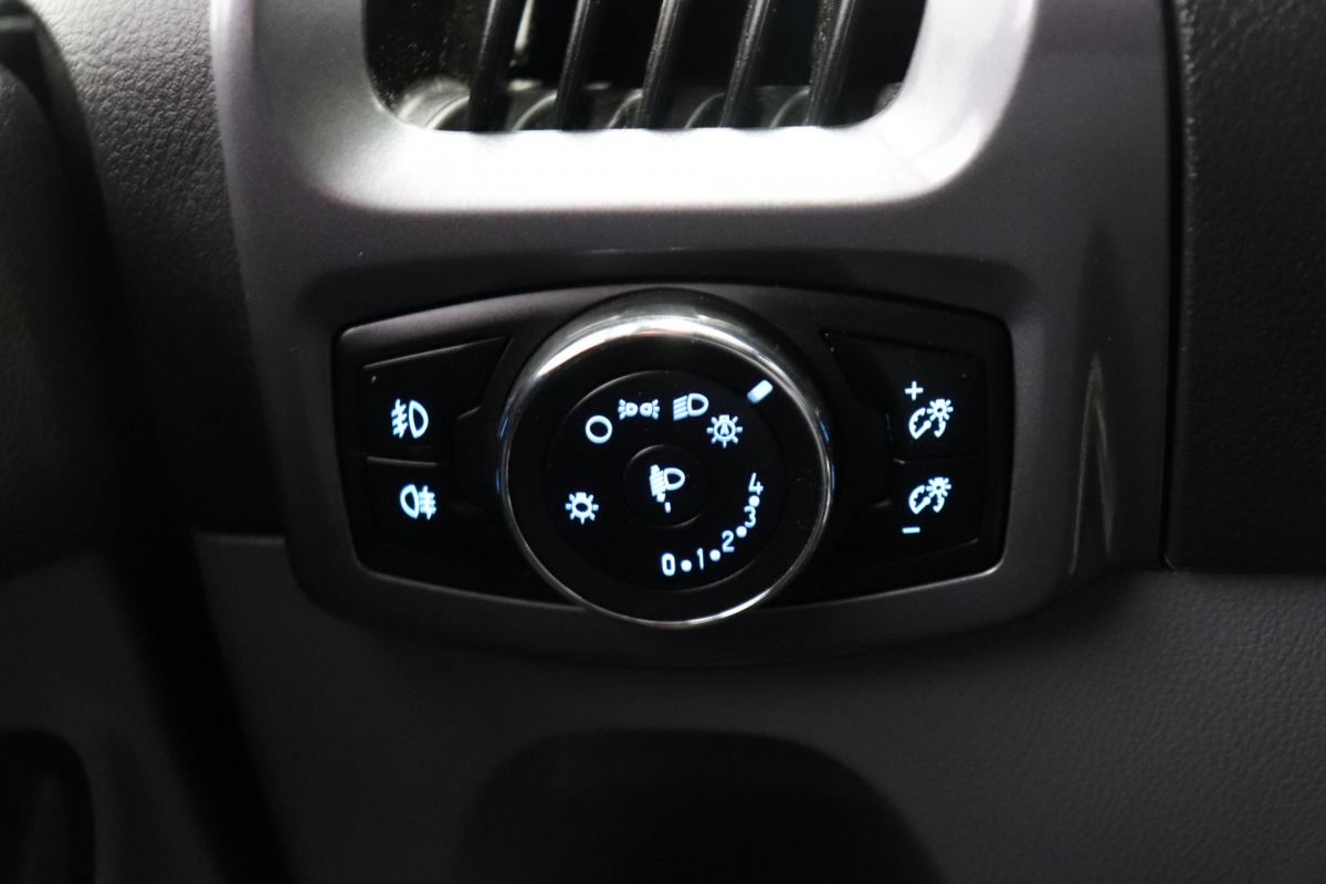 Ford Transit Custom 2.0 TDCI 130PK Automaat EURO 6 - Airco - Navi - Cruise - PDC - €12.900,- Excl.