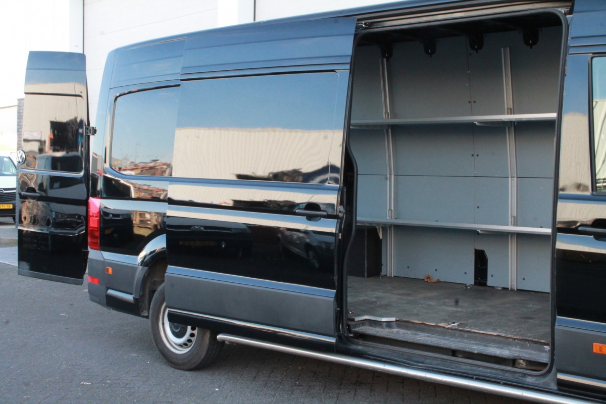 Volkswagen Crafter 2.0 TDI 140PK L4H3 Automaat EURO 6 - Airco - Navi - Cruise - € 21.950,- Excl.