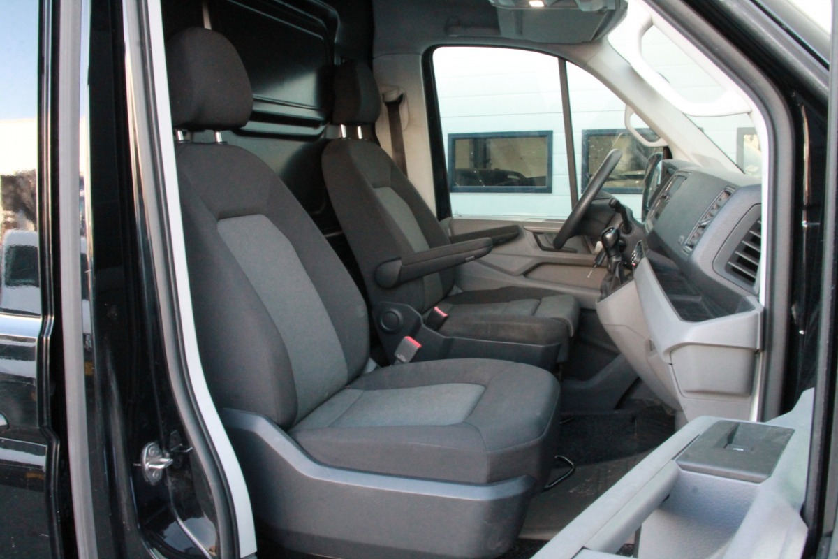 Volkswagen Crafter 2.0 TDI 140PK L4H3 Automaat EURO 6 - Airco - Navi - Cruise - € 21.950,- Excl.