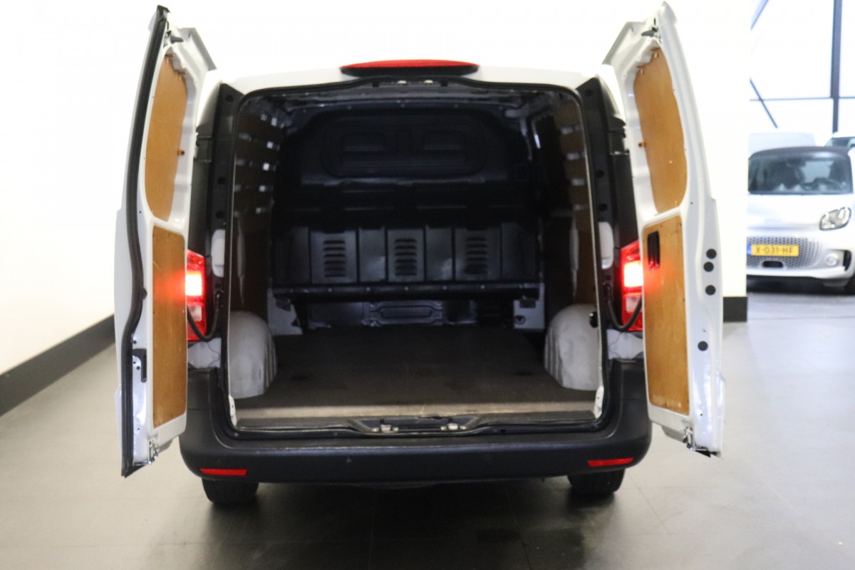 Mercedes-Benz Vito 110 CDI Lang EURO 6 - Airco - Navi - Cruise - €13.900,- Excl.