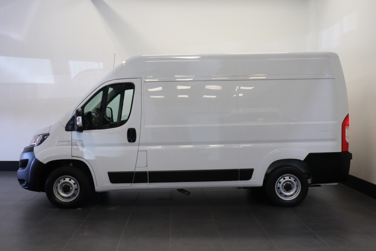 Fiat Ducato 2.3 MultiJet 120PK L2H2 EURO 6 - Airco - Navi - Cruise - € 17.950,- Excl.