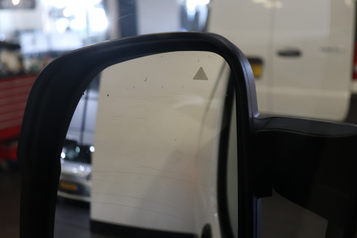 Fiat Ducato 2.3 MultiJet 120PK L2H2 EURO 6 - Airco - Navi - Cruise - € 17.950,- Excl.