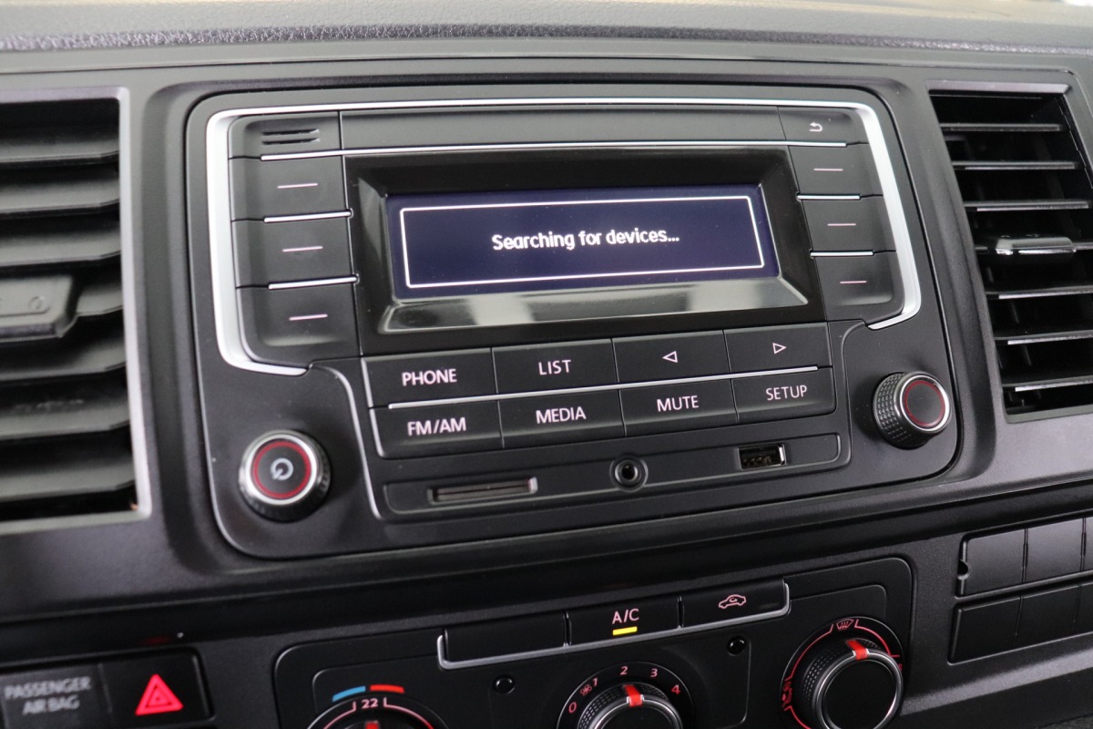 Volkswagen Transporter 2.0 TDI L2 Automaat Dubbele schuifdeur EURO 6 - Airco - Cruise - € 13.950,- Excl.