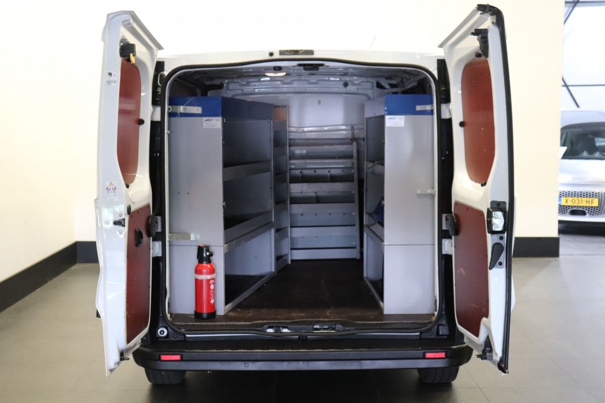 Opel Vivaro 1.6 CDTI EURO 6 - Airco - Cruise - Navi - Camera - € 11.900,- Excl.