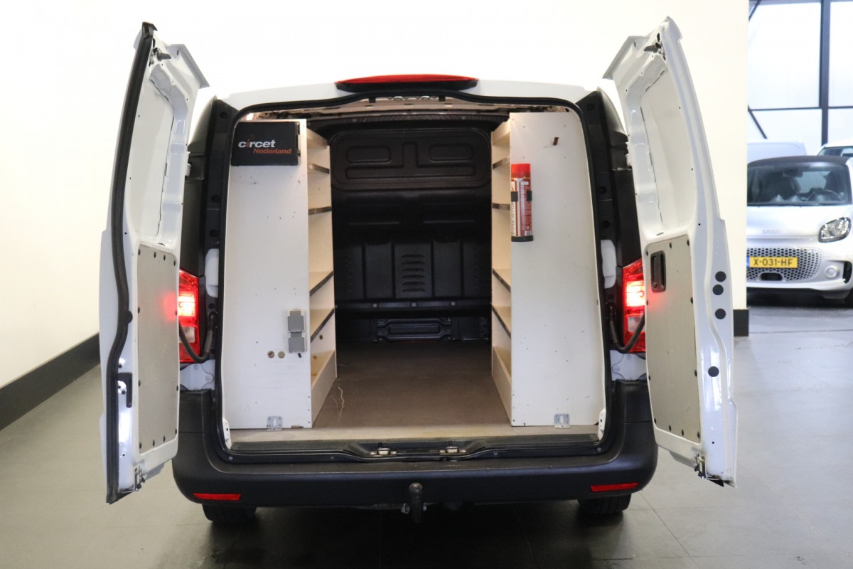Mercedes-Benz Vito 110 CDI Lang EURO 6 - Airco - Cruise - Trekhaak - €12.900,- Excl.