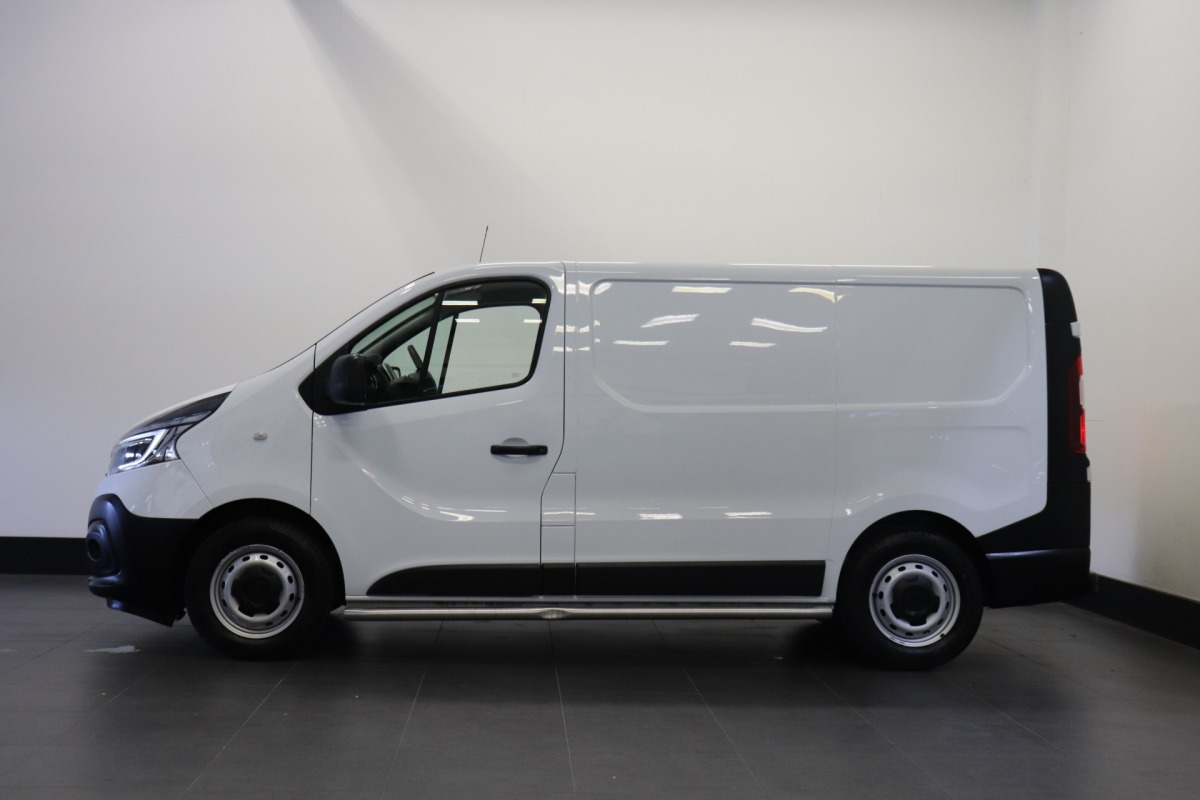 Renault Trafic 2.0 dCi 145PK Automaat EURO 6 - A/C Climate - Cruise - Navi - Trekhaak - €13.950,- Excl.