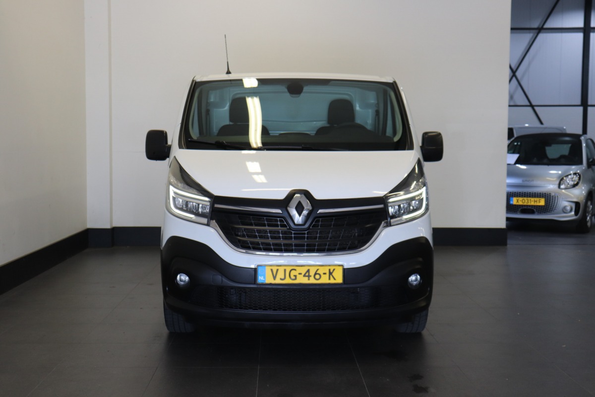 Renault Trafic 2.0 dCi 145PK Automaat EURO 6 - A/C Climate - Cruise - Navi - Trekhaak - €13.950,- Excl.
