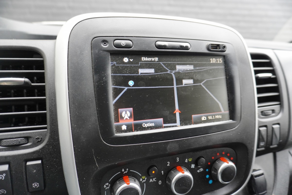 Renault Trafic 1.6 dCi 2 x schuifdeur EURO 6 - Airco - Cruise - Navi - € 12.900 - Excl.