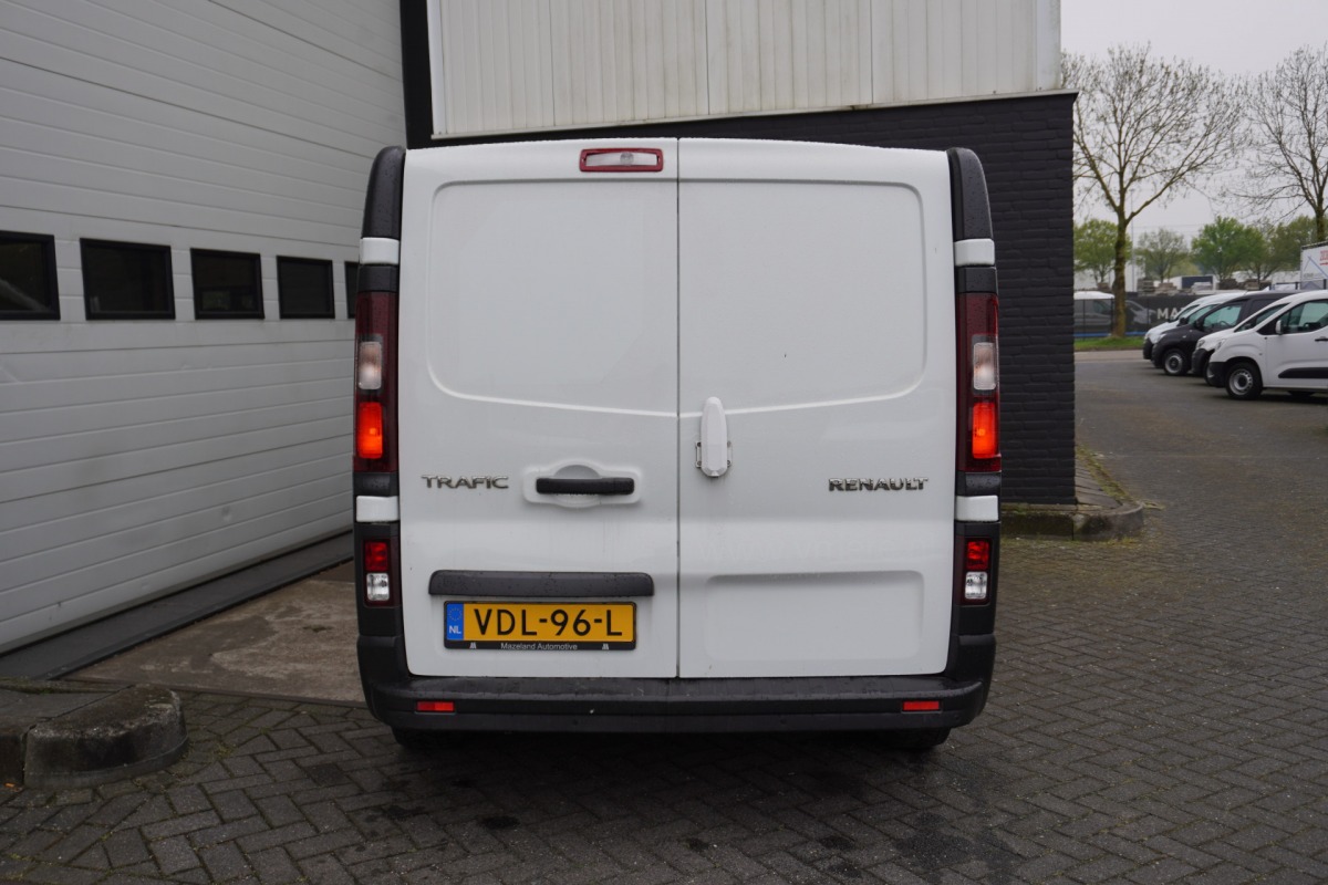 Renault Trafic 1.6 dCi 2 x schuifdeur EURO 6 - Airco - Cruise - Navi - € 12.900 - Excl.