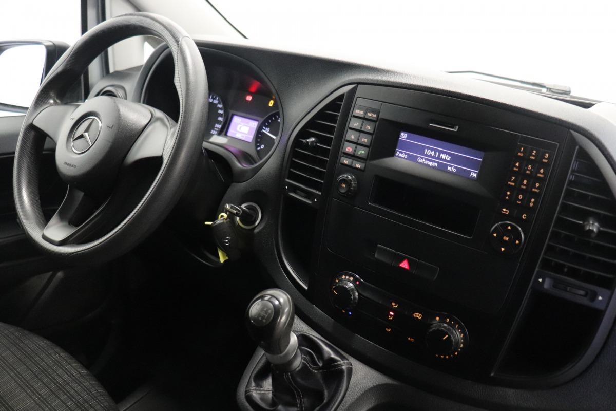 Mercedes-Benz Vito 109 CDI Lang EURO 6 - Airco - Trekhaak - Dakdragers - € 8.950,- Excl.