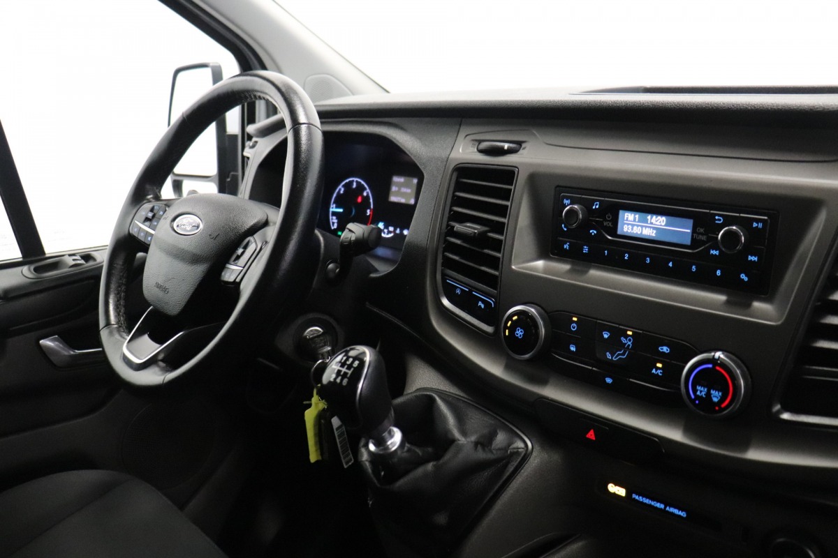 Ford Transit Custom 2.0 TDCI EURO 6 - Airco - Cruise - PDC -  € 9.900,- Excl.
