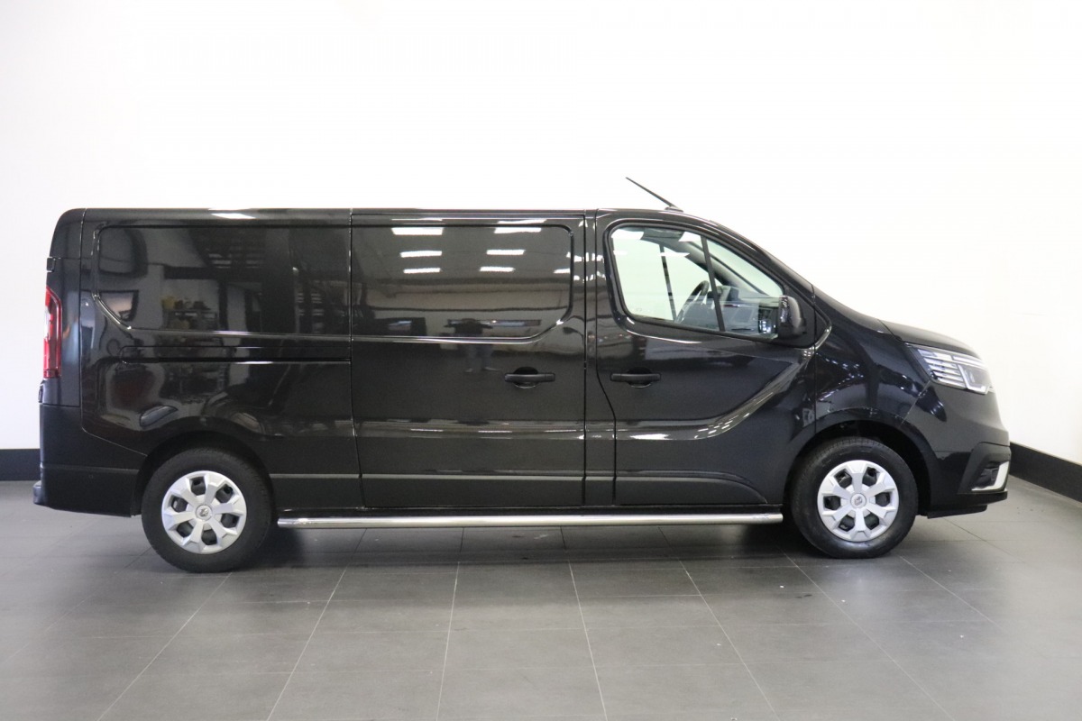 Renault Trafic 2.0 dCi 130PK L2 EURO 6 - Airco - Navi - Cruise - € 18.900,- Excl.