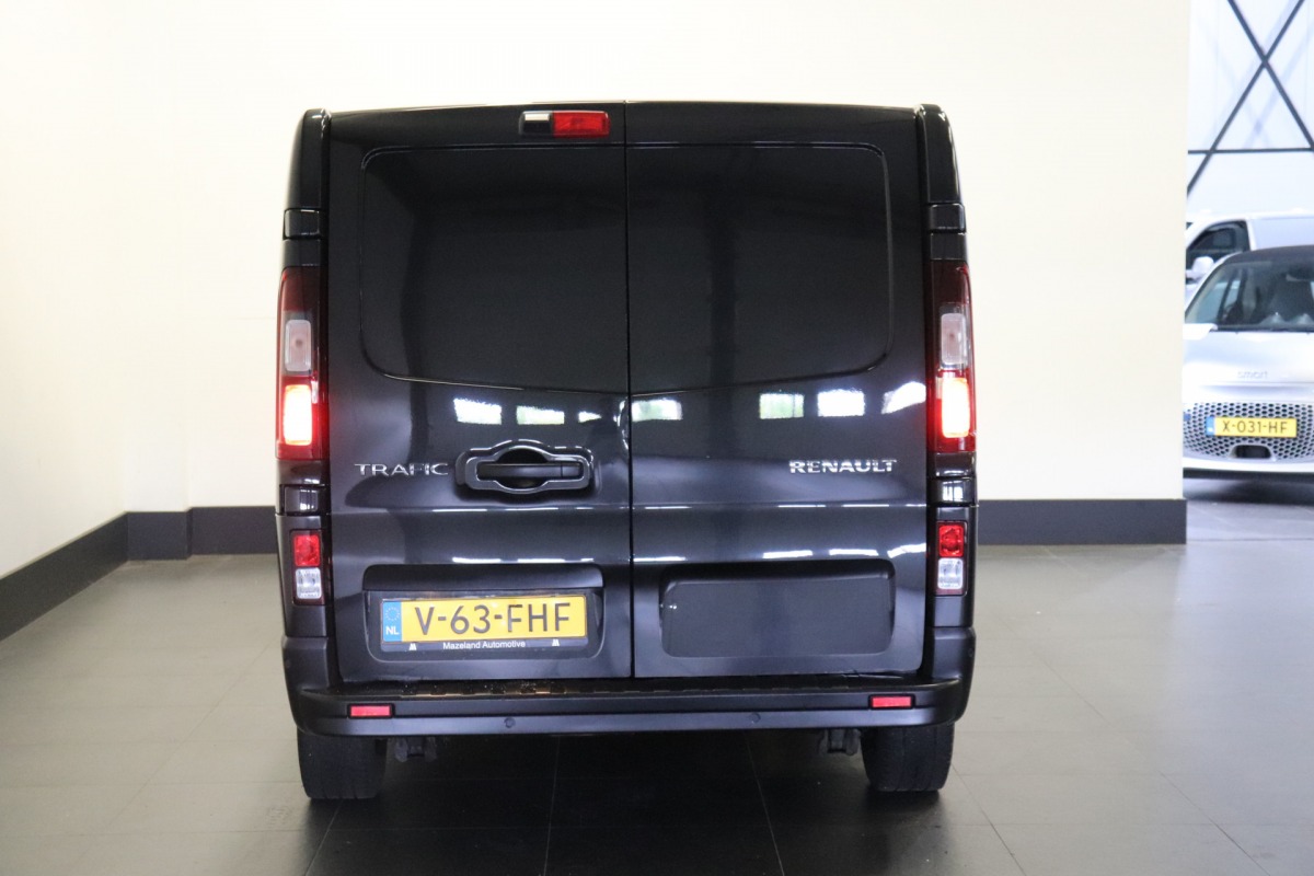 Renault Trafic 2.0 dCi 130PK L2 EURO 6 - Airco - Navi - Cruise - € 18.900,- Excl.