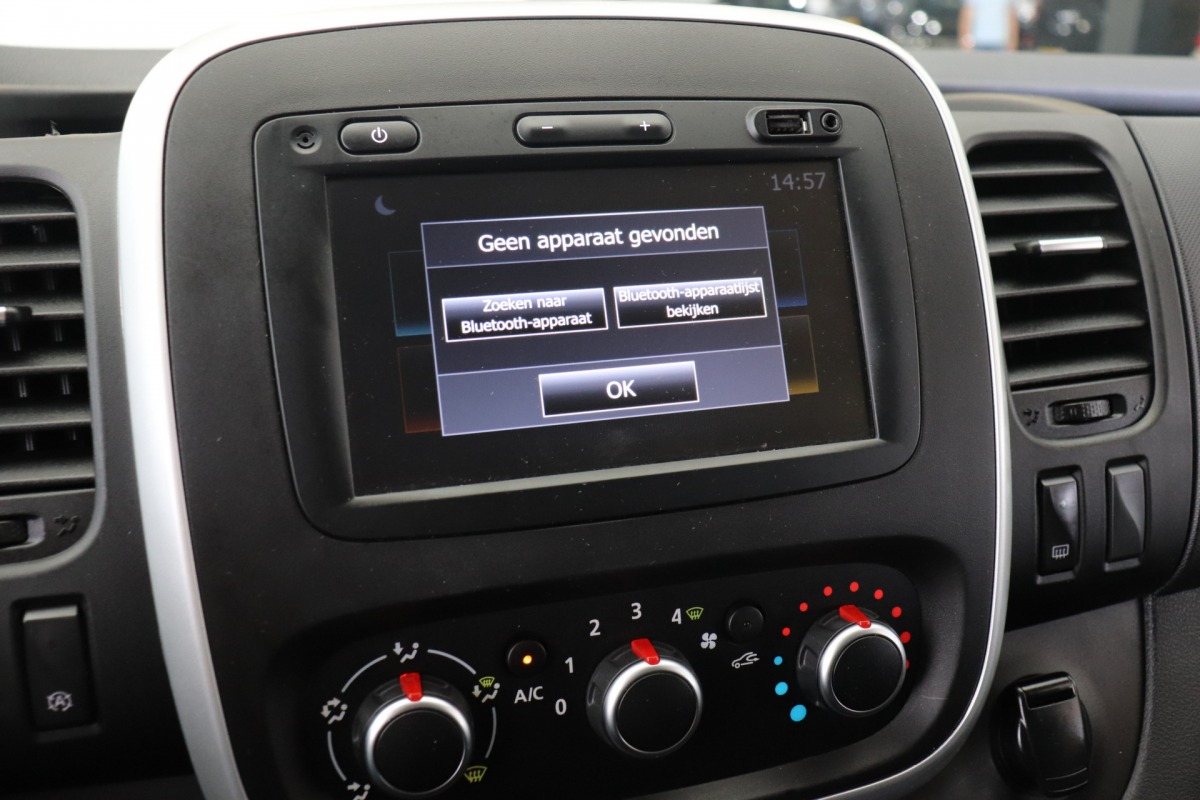 Renault Trafic 1.6 dCi EURO 6 2 x schuifdeur - Airco - Navi - Cruise - €12.499,- Excl.