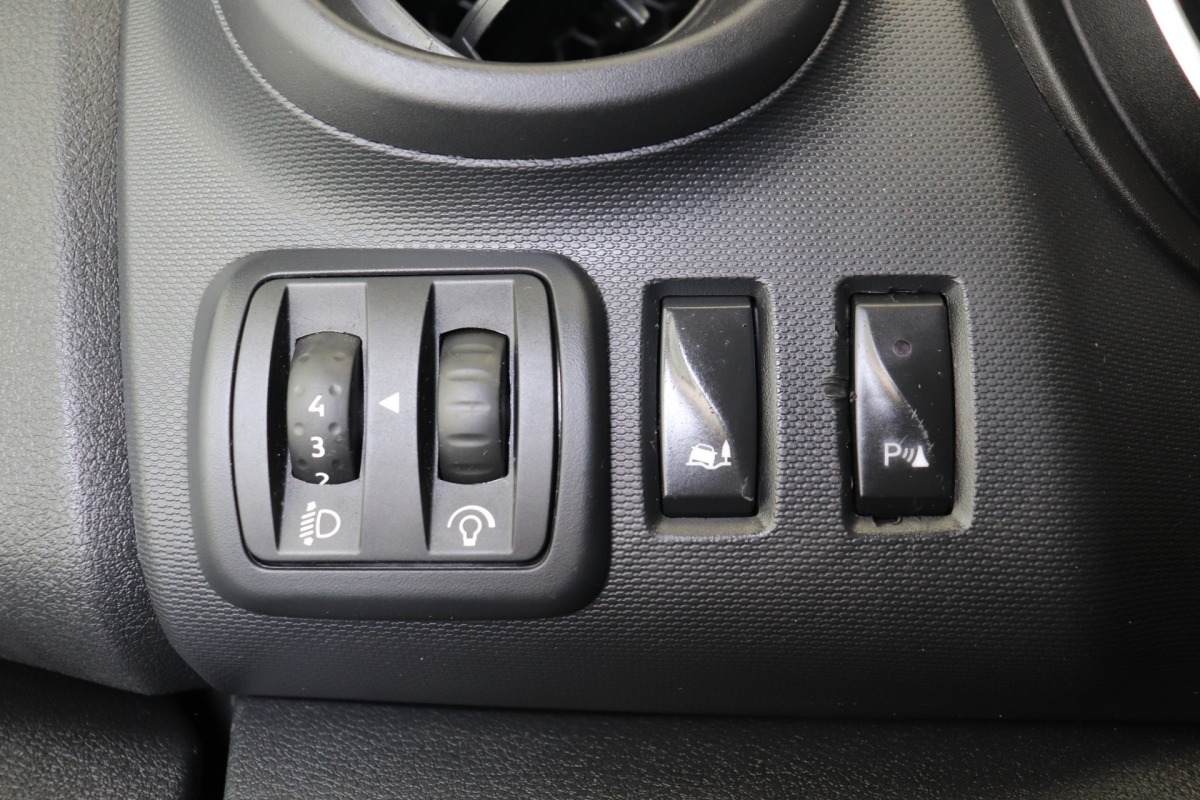 Renault Trafic 1.6 dCi EURO 6 2 x schuifdeur - Airco - Navi - Cruise - €12.499,- Excl.