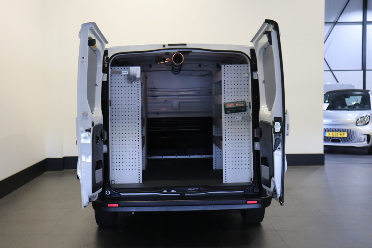 Renault Trafic 1.6 dCi EURO 6 2 x schuifdeur - Airco - Navi - Cruise - €12.499,- Excl.