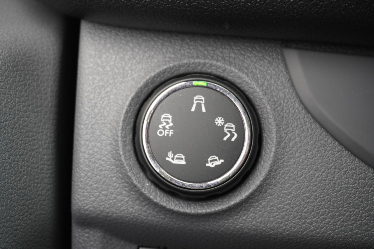 Opel Vivaro 2.0 CDTI L2 123PK Automaat EURO 6 - Airco - Navi - Cruise - 2 x schuifdeur - €14.900,- Excl.