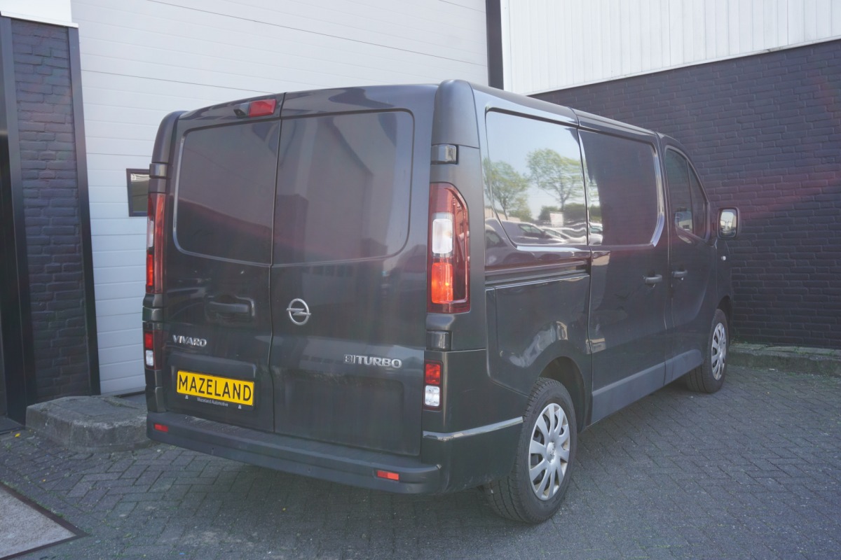Opel Vivaro 1.6 CDTI 125PK EURO 6 - Airco - Navi - Cruise - Achteruitrijcamera - € 10.950,- Excl.