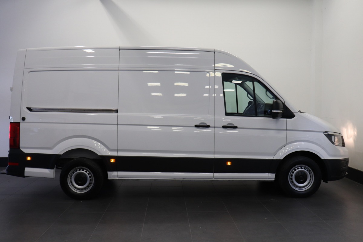 Volkswagen Crafter 2.0 TDI L3H3 EURO 6 - Airco - Navi - Cruise - Camera - € 11.950,- Excl.