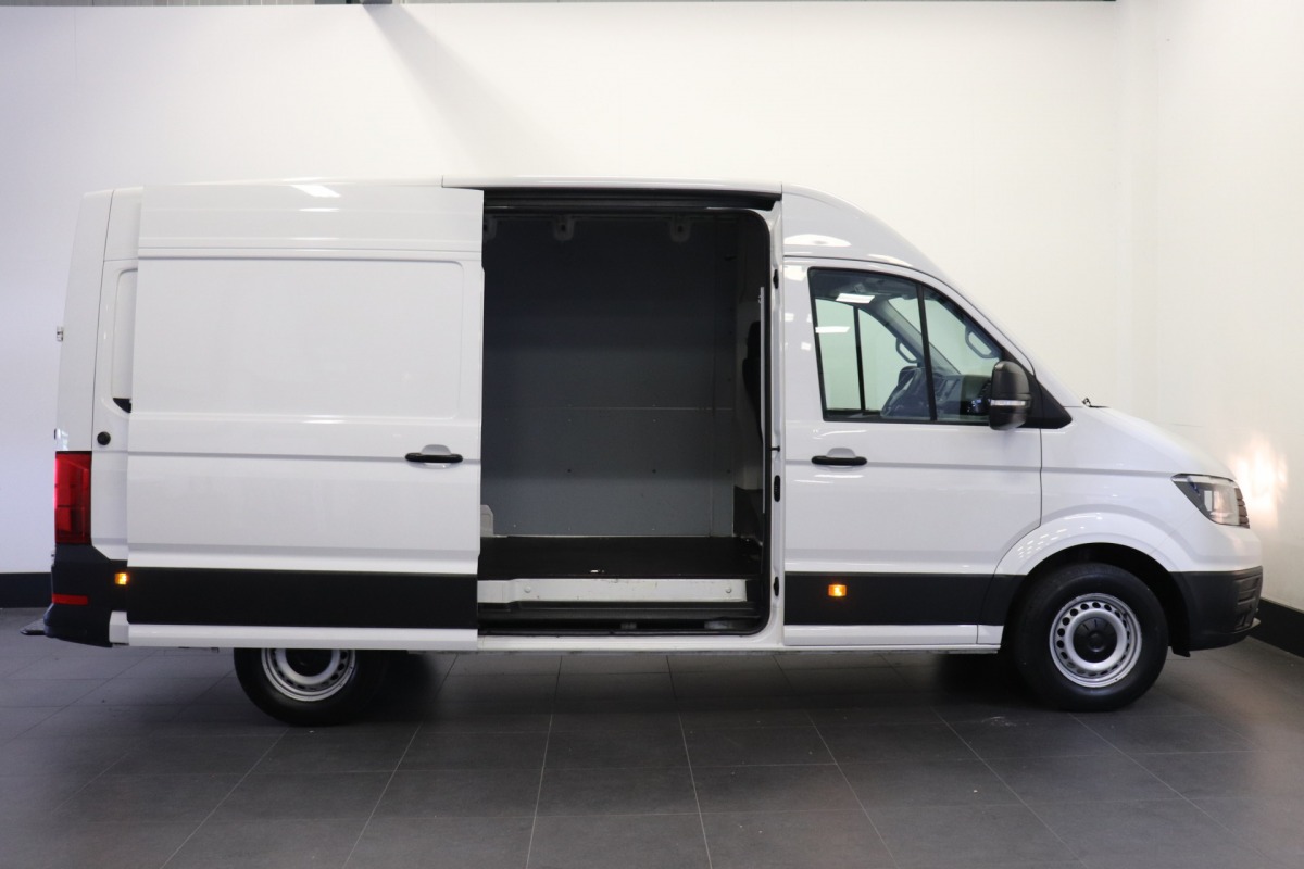 Volkswagen Crafter 2.0 TDI L3H3 EURO 6 - Airco - Navi - Cruise - Camera - € 11.950,- Excl.