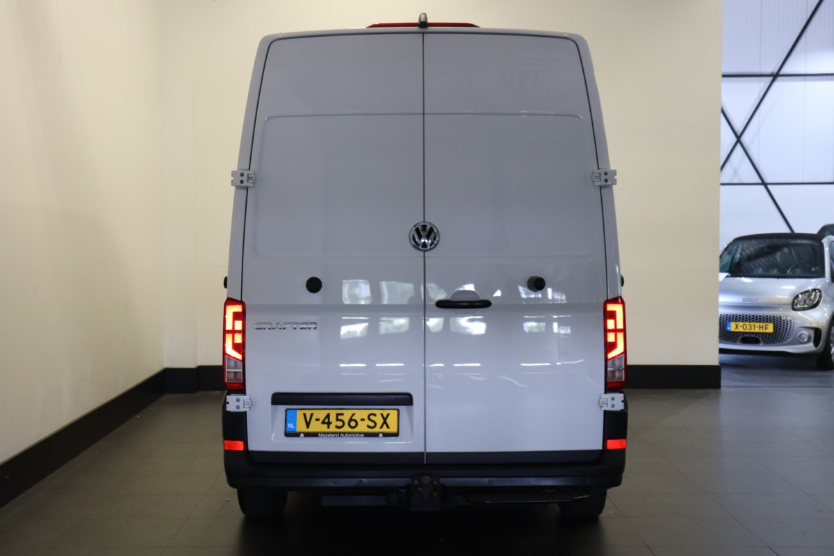 Volkswagen Crafter 2.0 TDI L3H3 EURO 6 - Airco - Navi - Cruise - Camera - € 11.950,- Excl.
