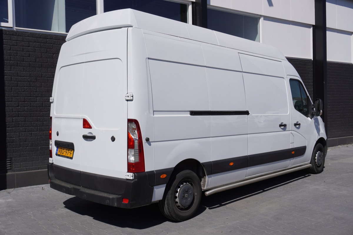 Renault Master 2.3 dCi 170PK L3H3 EURO 6 Airco - Navi - Cruise - € 14.950,- Excl.