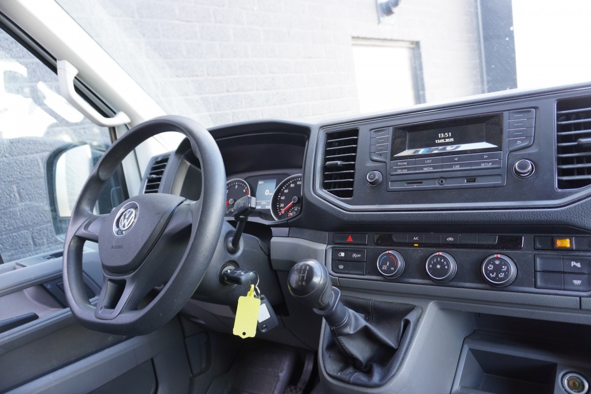 Volkswagen Crafter 2.0 TDI L3H3 EURO 6 - Airco - Navi - Cruise  - € 12.950,- Excl.