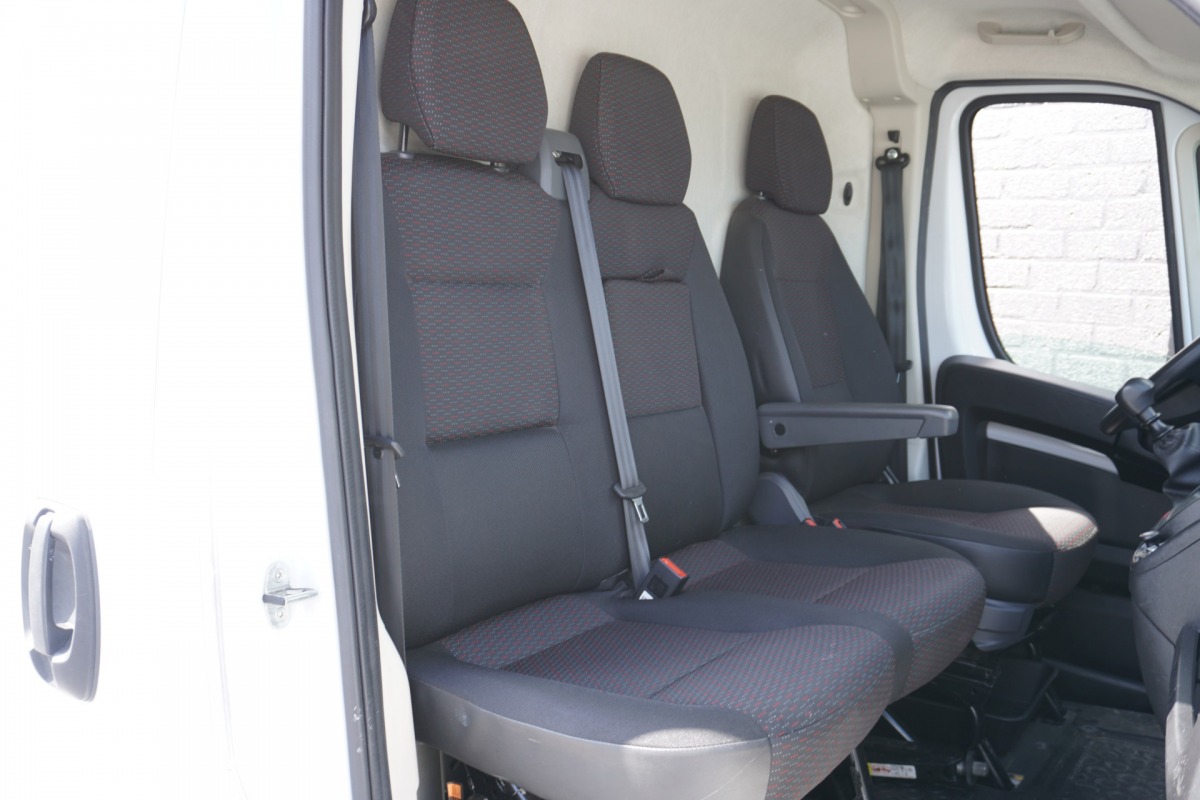 Opel Movano 2.2D 120PK L3H2 EURO 6 - Airco - Navi - Cruise - € 18.950,- Excl.