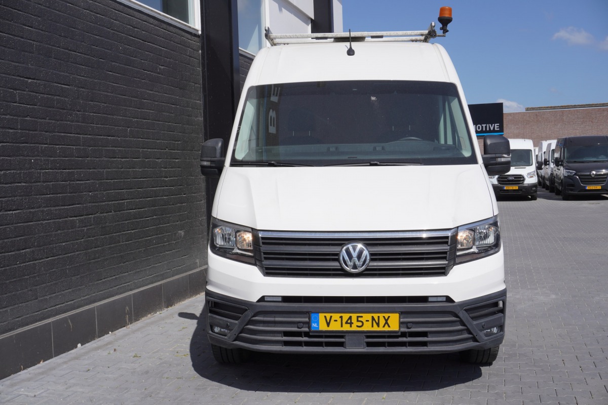 Volkswagen Crafter 2.0 TDI 177PK L3H2 - EURO 6 - Airco - Navi - Cruise - € 17.950,- Excl.