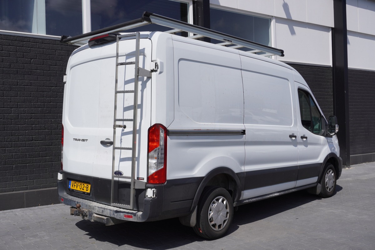 Ford Transit 2.0 TDCI 130PK L2H2 EURO 6 - Airco - Cruise - PDC - € 14.900,- Excl.
