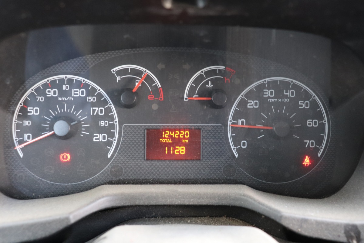 Peugeot Bipper 1.3 HDi - Trekhaak - Imperiaal - € 1.950.-  Excl.