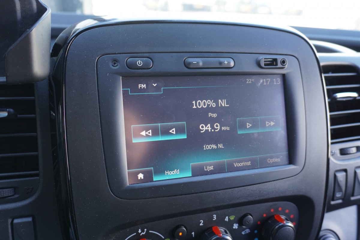 Opel Vivaro 1.6 CDTI 126PK EURO 6 - Airco - Navi - Cruise - Stoelverwarming - €10.900,- Excl.