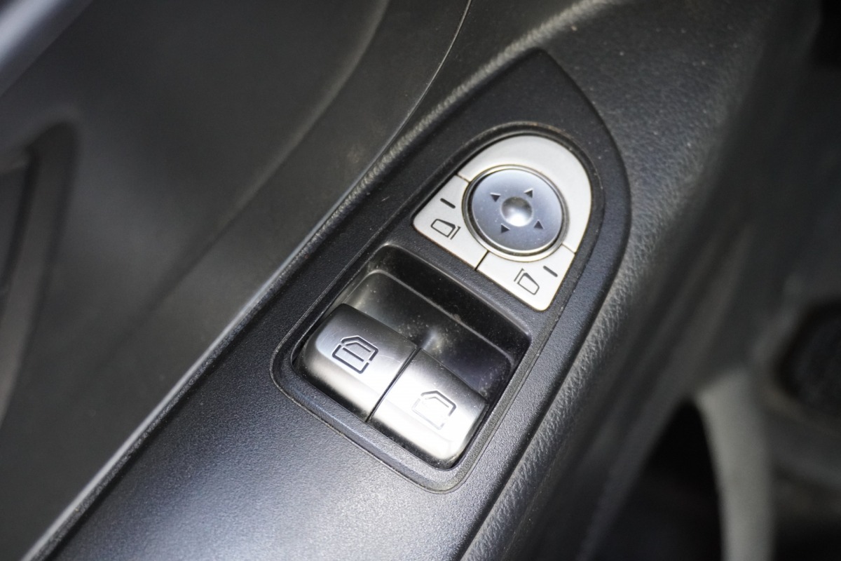 Mercedes-Benz Vito 114 CDI XL Automaat EURO 6 - Airco - Navi - Cruise - € 15.950,- Excl.