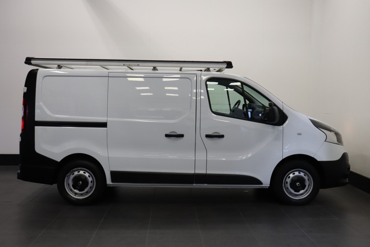 Renault Trafic 1.6 dCi EURO 6 - Airco - PDC - Cruise - €10.950,- Excl.