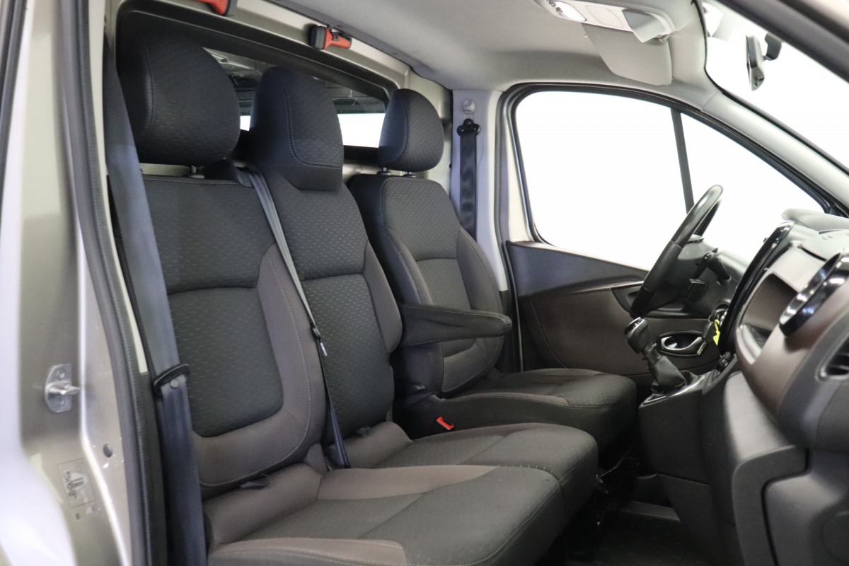 Fiat Talento 2.0 MultiJet 120PK 2x Schuif EURO 6 - Airco - Navi - Cruise - € 11.950,- Excl.
