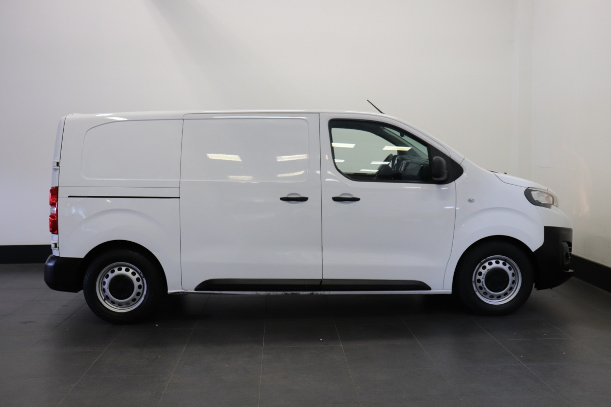 Peugeot Expert 1.6 BlueHDI EURO 6 - Airco - Navi - Cruise - € 10.900,- Excl.