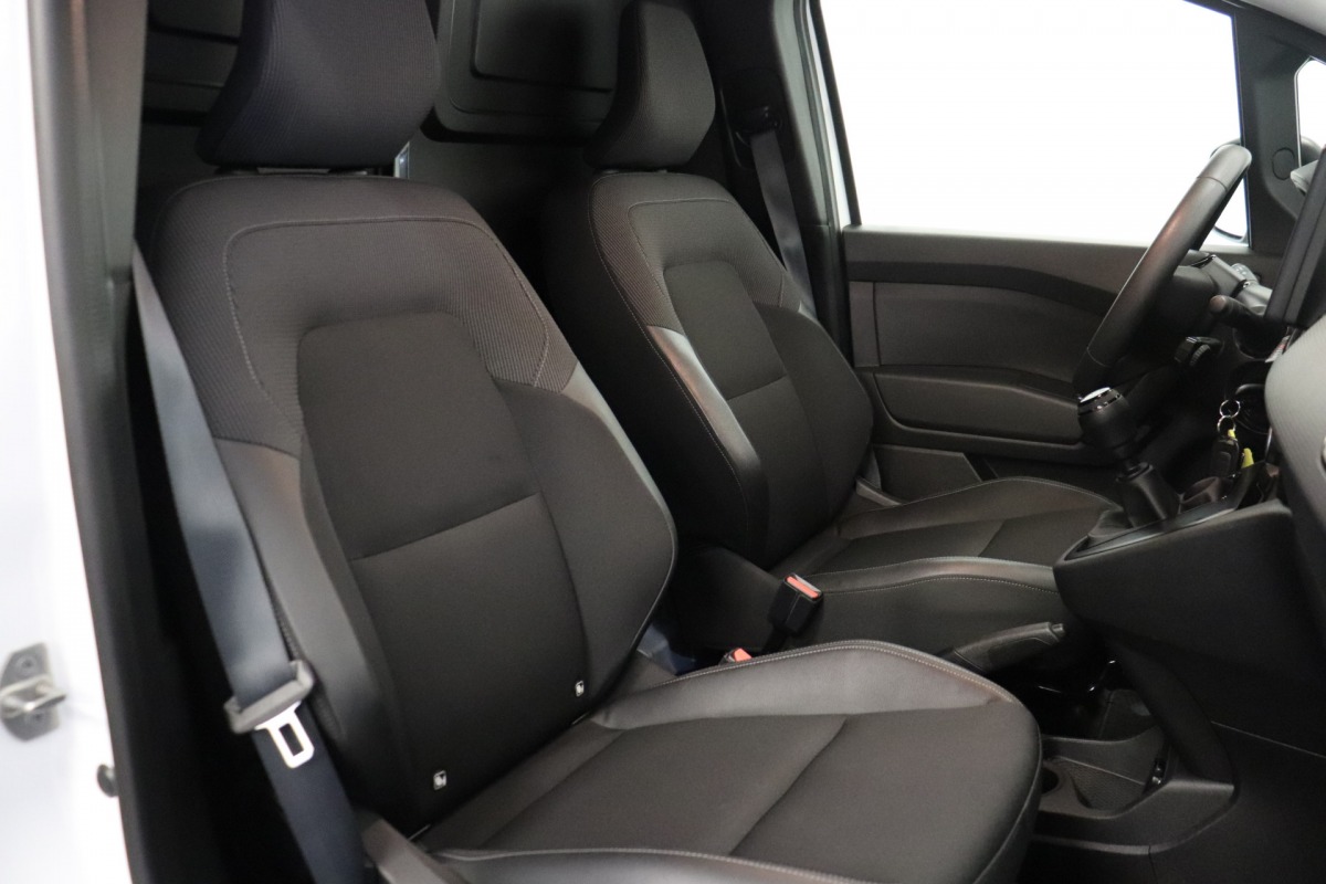 Renault Kangoo 1.5 Blue dCi - Airco - Navi - Cruise - € 11.950,- Excl.
